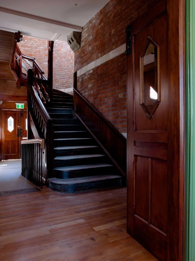 The Observatory Hotel Christchurch Kültér fotó The staircase