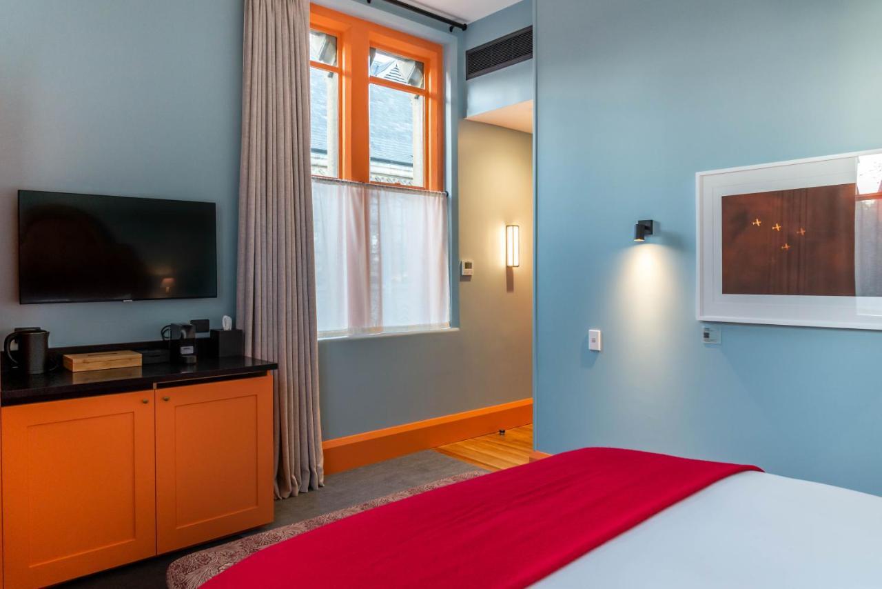 The Observatory Hotel Christchurch Kültér fotó A room at the Hotel 57